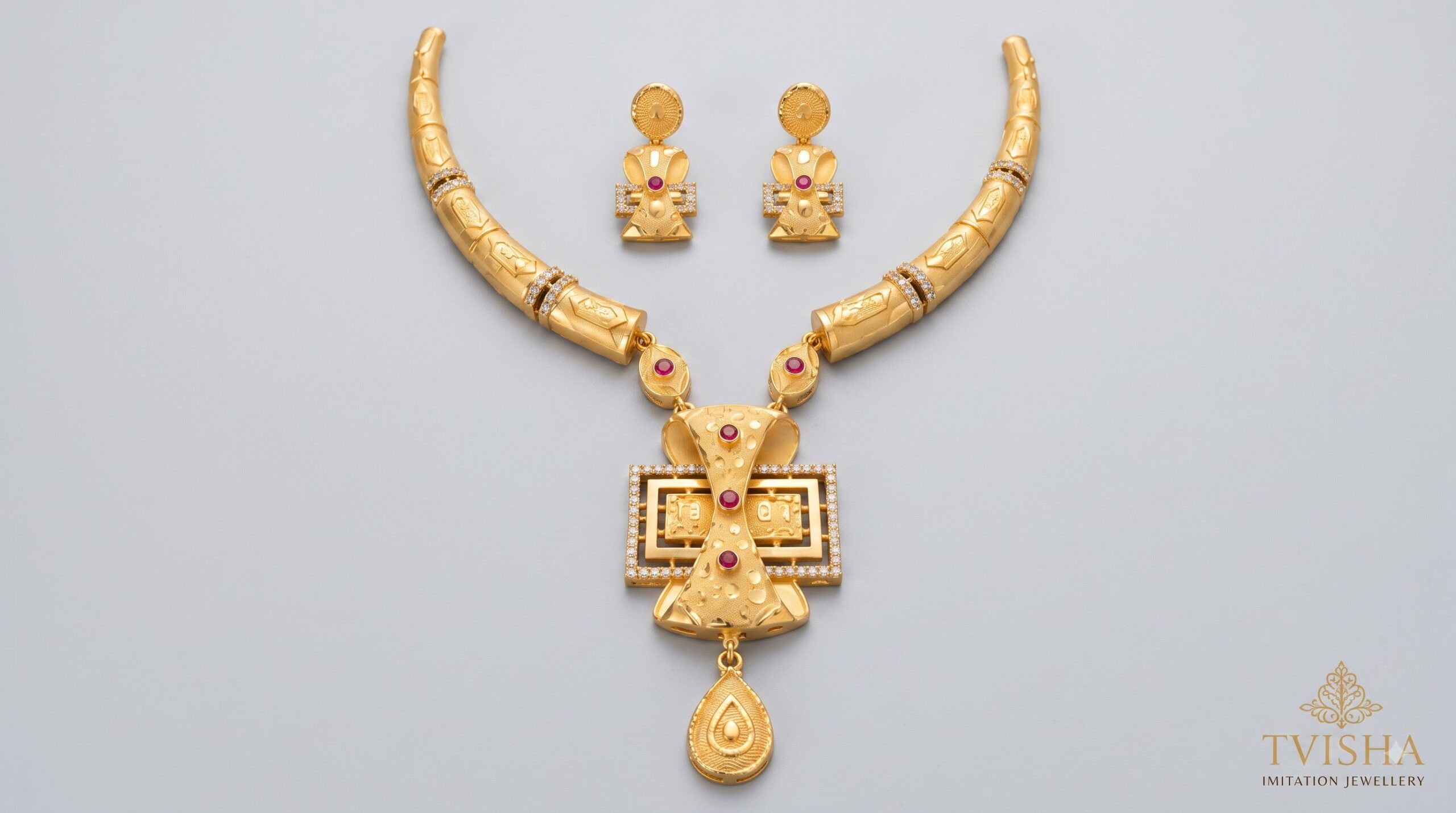 best Gold Plated Necklace Set for Women - Image 4